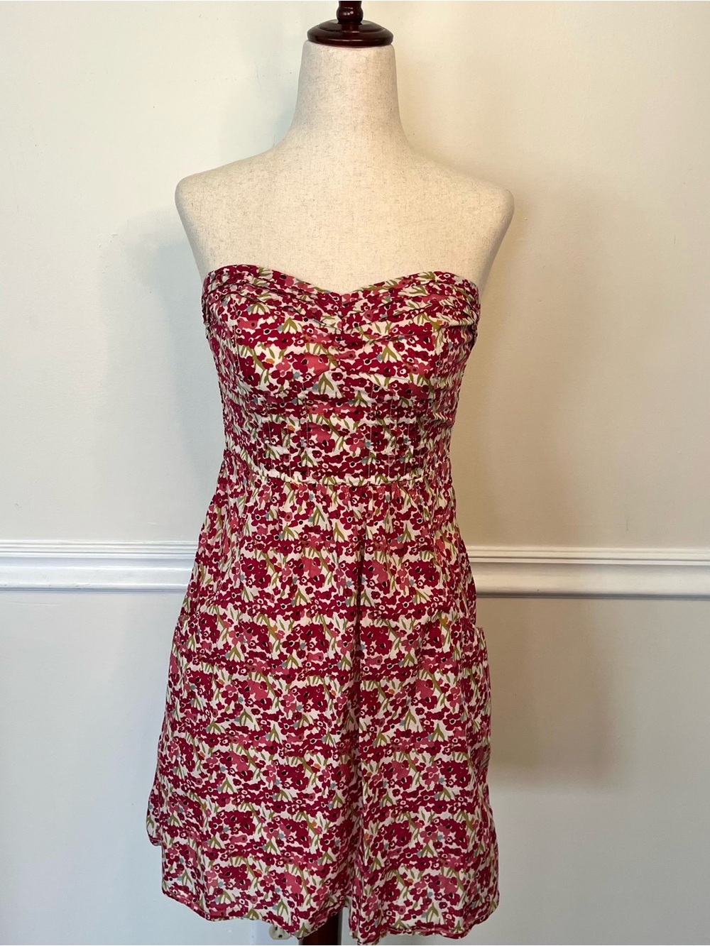 American Eagle Outfitters Strapless Floral Dress in Berry and Cream